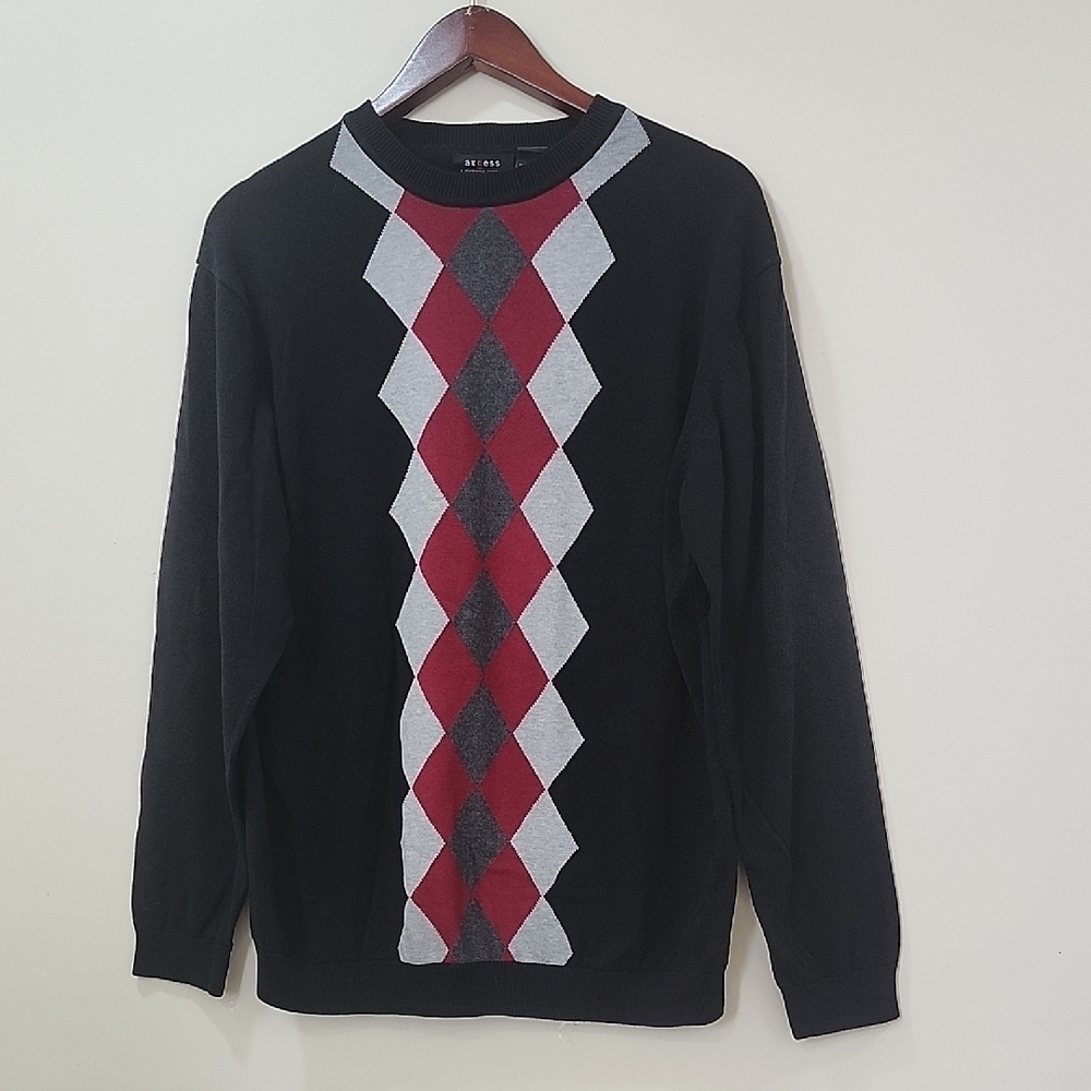 100 % Cotton Crewneck Sweater with Argyle Pattern in Black, Red, and Gray